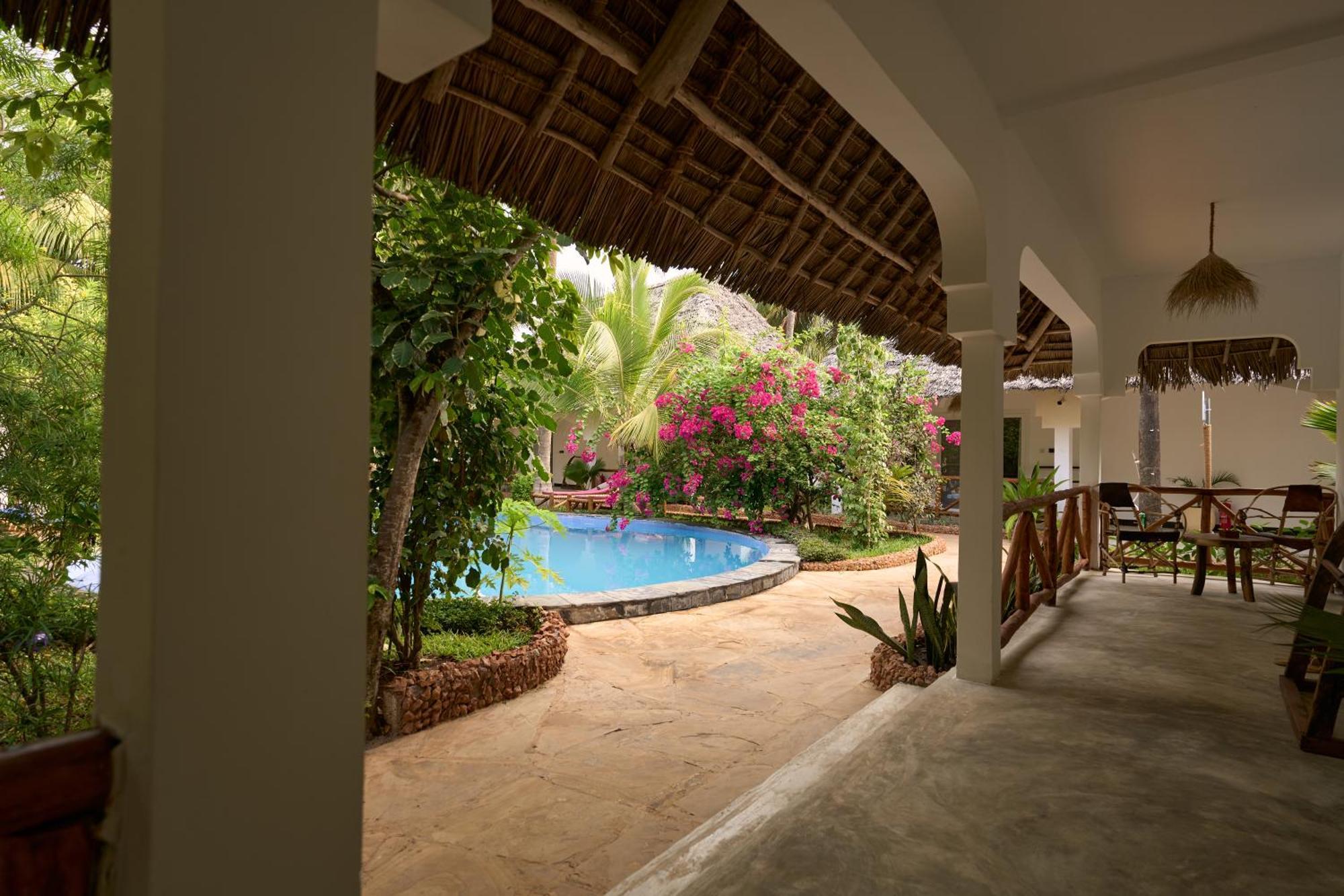 African Bungalows Nungwi Extérieur photo